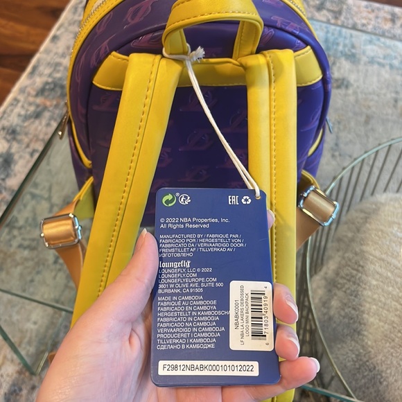 NBA Lakers Loungefly Backpack - Picture 4 of 5